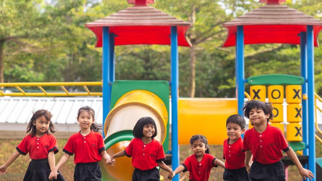 What Is The Difference Between Private School & International School?